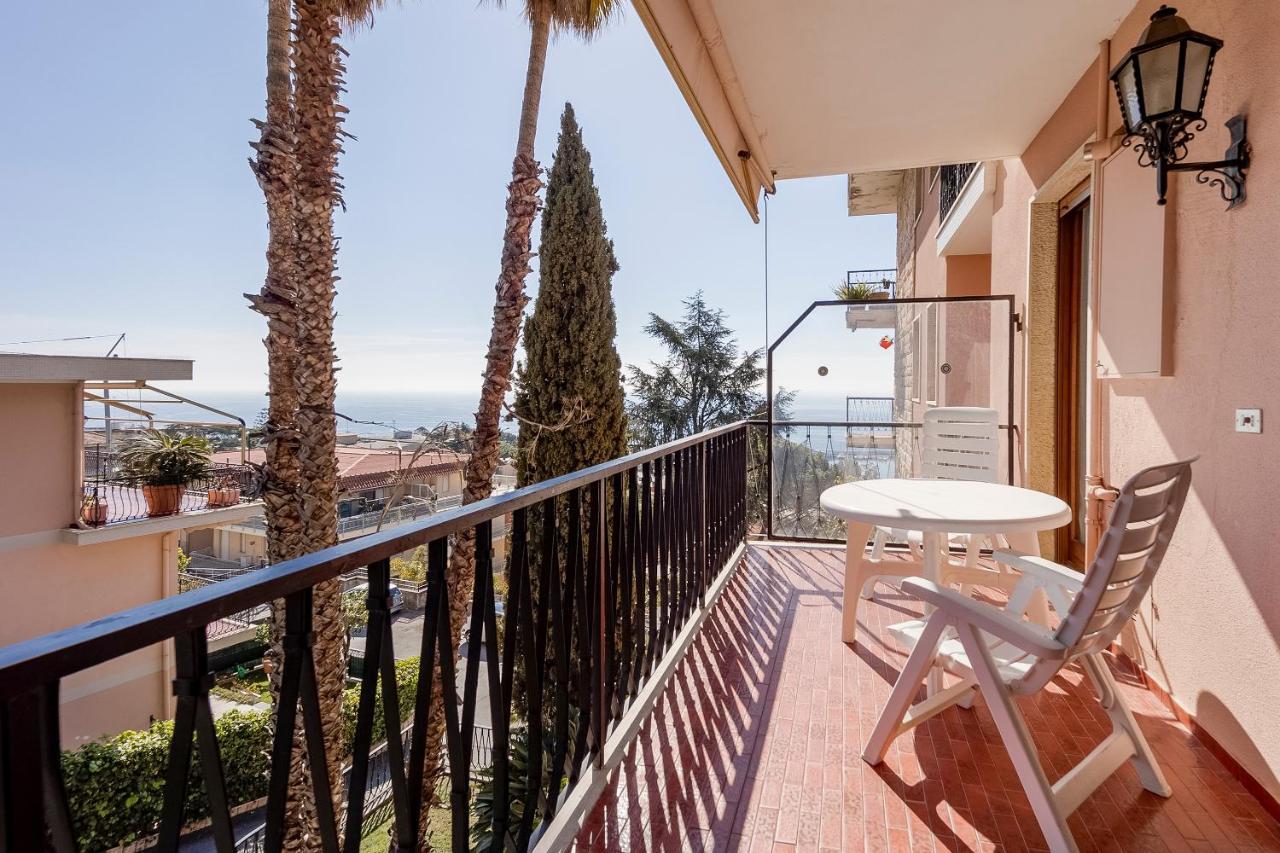 Lemon Tree Apartment - Garden, Sea View, Wifi Σαν Ρέμο Εξωτερικό φωτογραφία